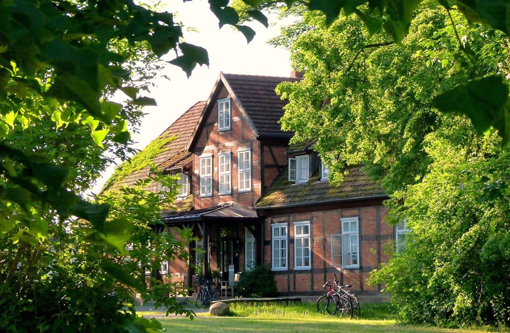 Gutshof Woldzegarten Hotel Ngoại thất bức ảnh