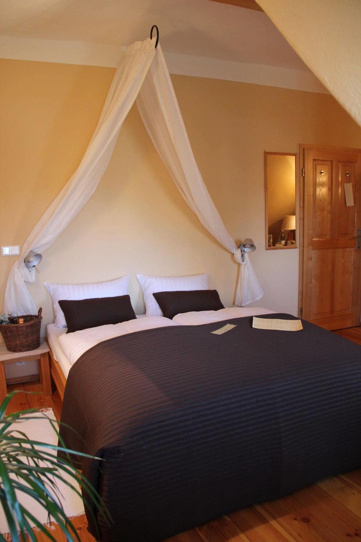Gutshof Woldzegarten Hotel Ngoại thất bức ảnh