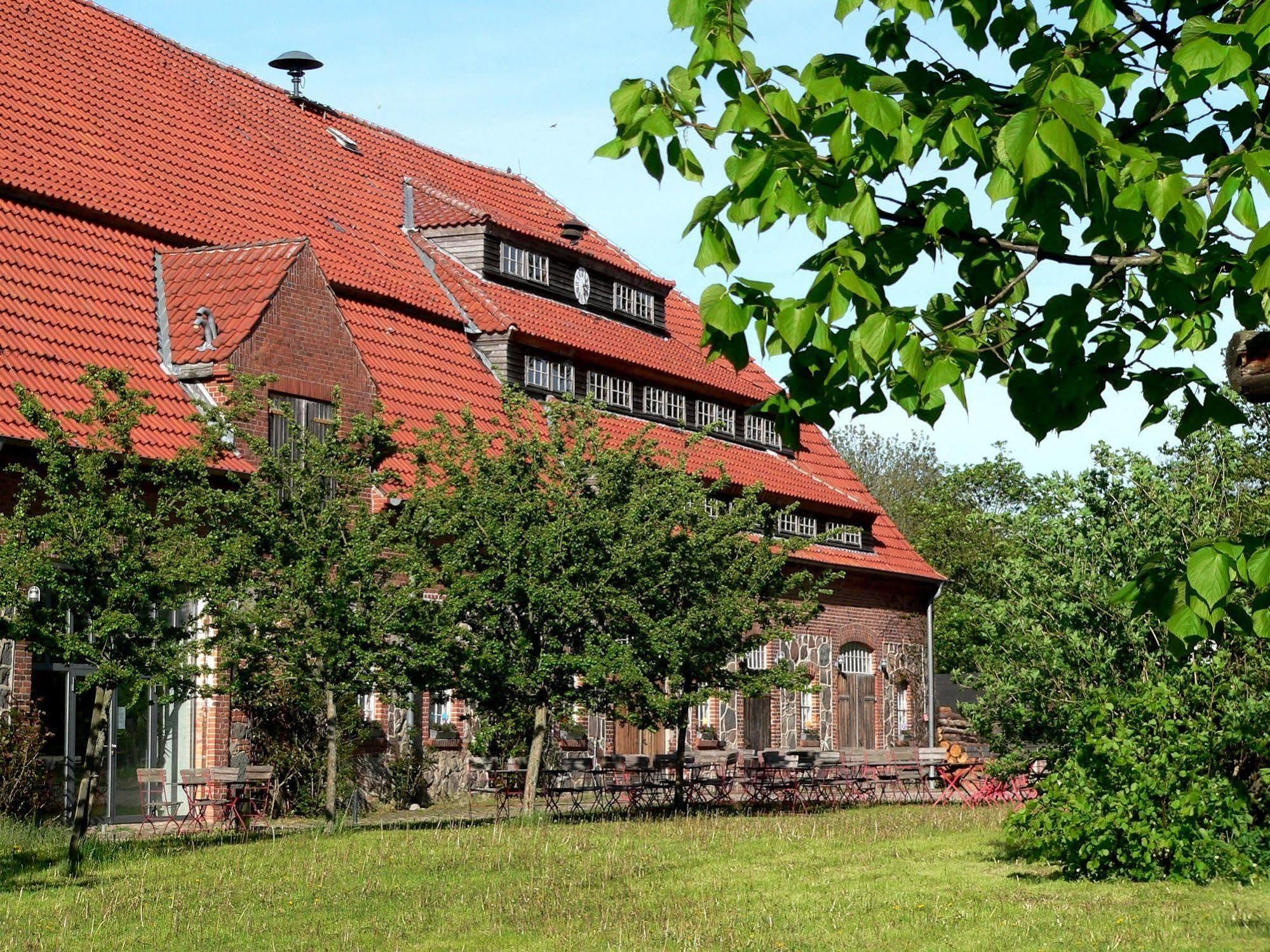 Gutshof Woldzegarten Hotel Ngoại thất bức ảnh